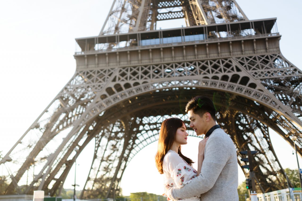 Q1A2481-1280x853 Morning stroll in Paris Weddings Weddings & Couples ảnh cưới paris ảnh đôi paris chụp ảnh paris couple photographie paris Couple Photography in Paris eiffel tower elopement photography paris engagement photography feature mariage photographe Paris portrait photography pre wedding paris soignethelabel tippytapp Wedding Photographer in Paris