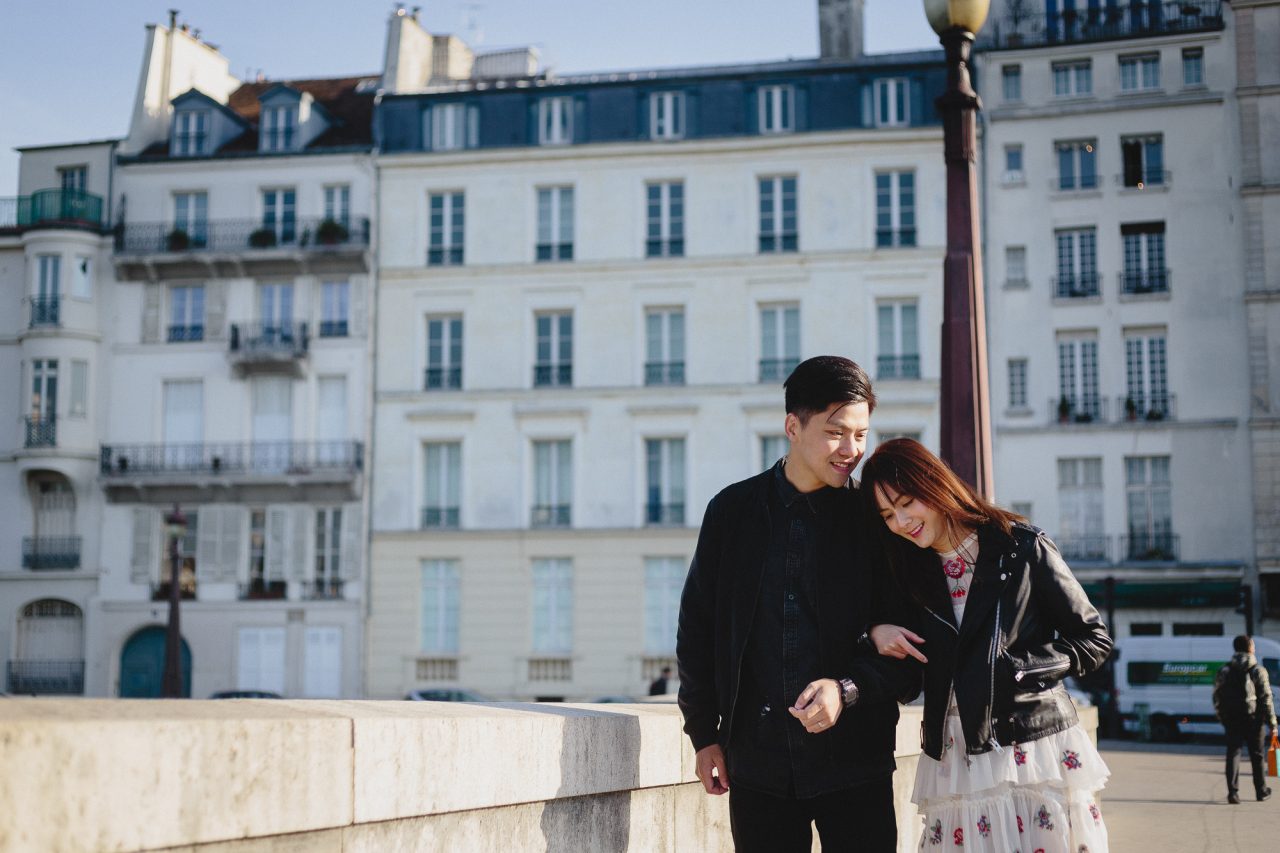 Q1A2743-1280x853 Morning stroll in Paris Weddings Weddings & Couples ảnh cưới paris ảnh đôi paris chụp ảnh paris couple photographie paris Couple Photography in Paris eiffel tower elopement photography paris engagement photography feature mariage photographe Paris portrait photography pre wedding paris soignethelabel tippytapp Wedding Photographer in Paris