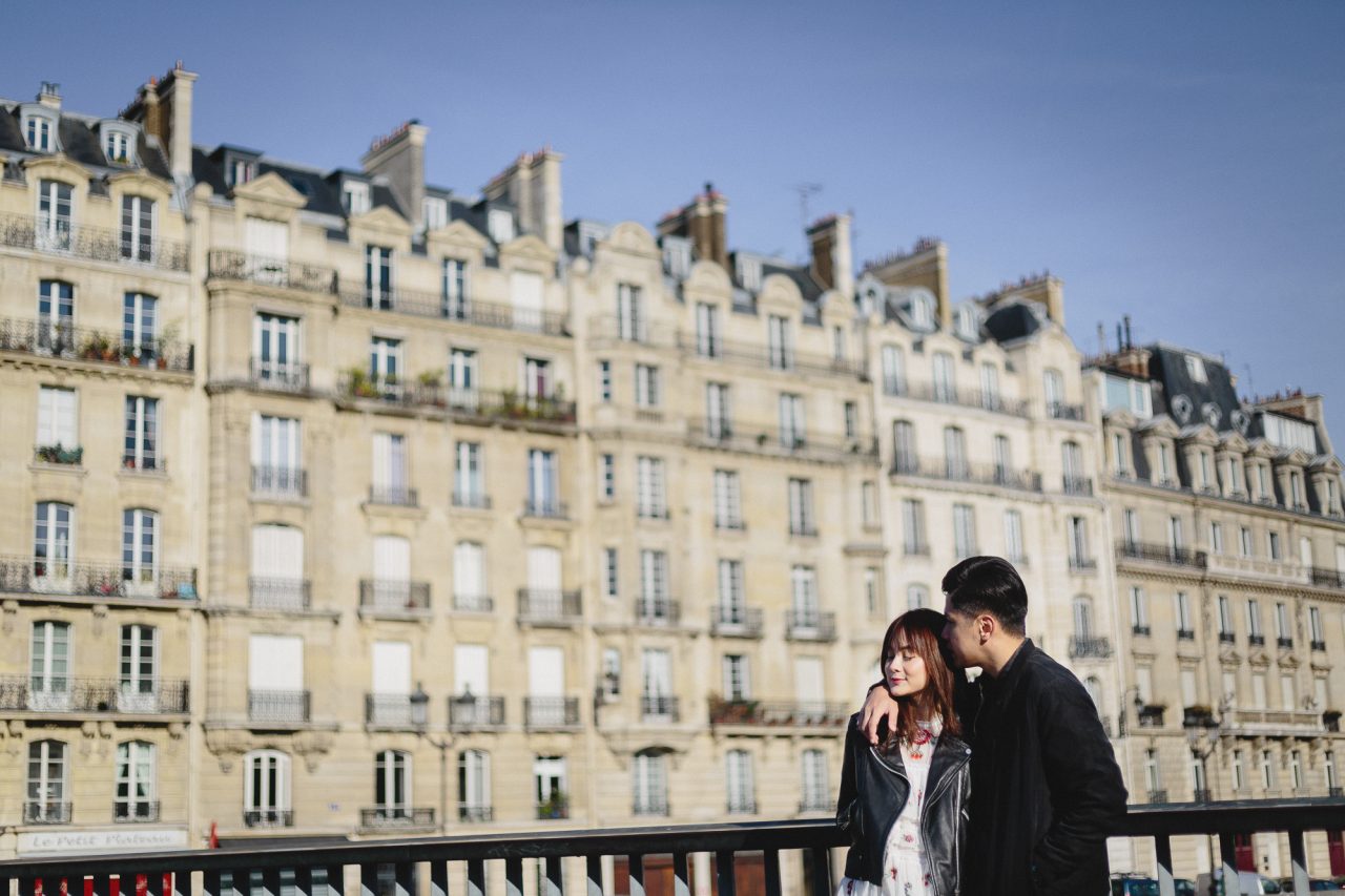 Q1A2780-1280x853 Morning stroll in Paris Weddings Weddings & Couples ảnh cưới paris ảnh đôi paris chụp ảnh paris couple photographie paris Couple Photography in Paris eiffel tower elopement photography paris engagement photography feature mariage photographe Paris portrait photography pre wedding paris soignethelabel tippytapp Wedding Photographer in Paris