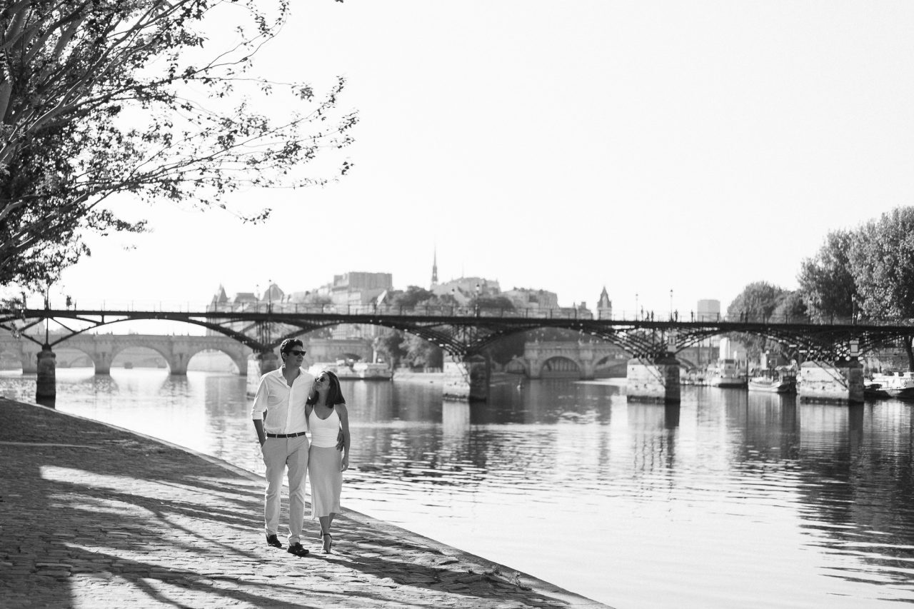 IMG_3502-2-1280x853 What makes you love Paris? Couples Weddings Weddings & Couples american in paris american photographer paris ảnh đôi paris black and white paris cafe paris chụp ảnh paris coffee paris Couple Photography in Paris elopement photography paris engagement paris engagement photography feature mariage photographe noir et blanc photographie paris noire et blanc Paris portrait photography pre wedding paris quai de seine paris seine paris wanderlust photography Wedding Photographer in Paris