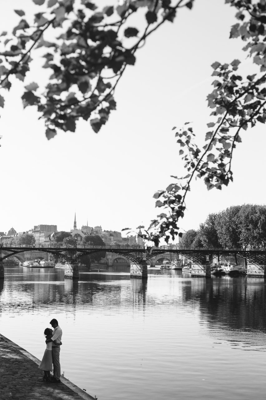 IMG_3551-853x1280 What makes you love Paris? Couples Weddings Weddings & Couples american in paris american photographer paris ảnh đôi paris black and white paris cafe paris chụp ảnh paris coffee paris Couple Photography in Paris elopement photography paris engagement paris engagement photography feature mariage photographe noir et blanc photographie paris noire et blanc Paris portrait photography pre wedding paris quai de seine paris seine paris wanderlust photography Wedding Photographer in Paris