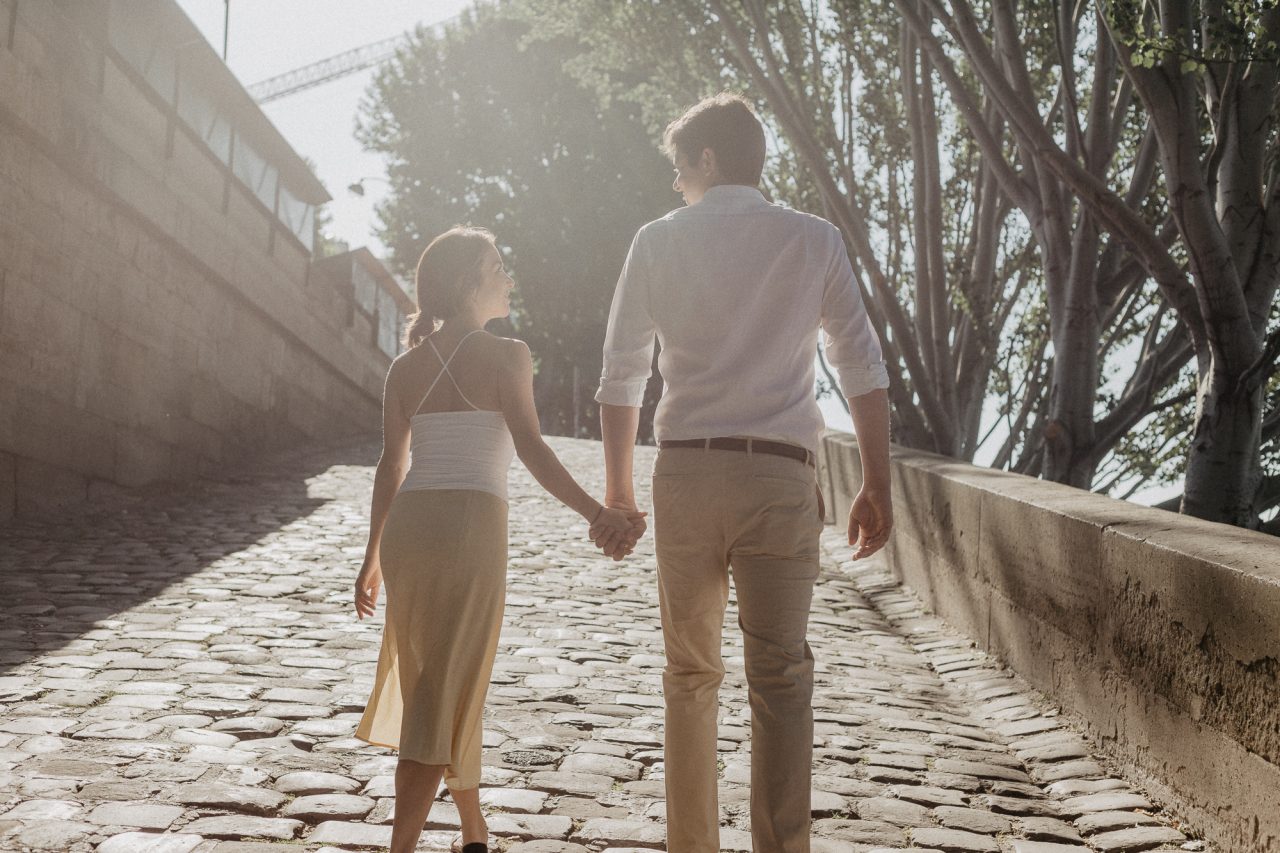 IMG_3594-1280x853 What makes you love Paris? Couples Weddings Weddings & Couples american in paris american photographer paris ảnh đôi paris black and white paris cafe paris chụp ảnh paris coffee paris Couple Photography in Paris elopement photography paris engagement paris engagement photography feature mariage photographe noir et blanc photographie paris noire et blanc Paris portrait photography pre wedding paris quai de seine paris seine paris wanderlust photography Wedding Photographer in Paris