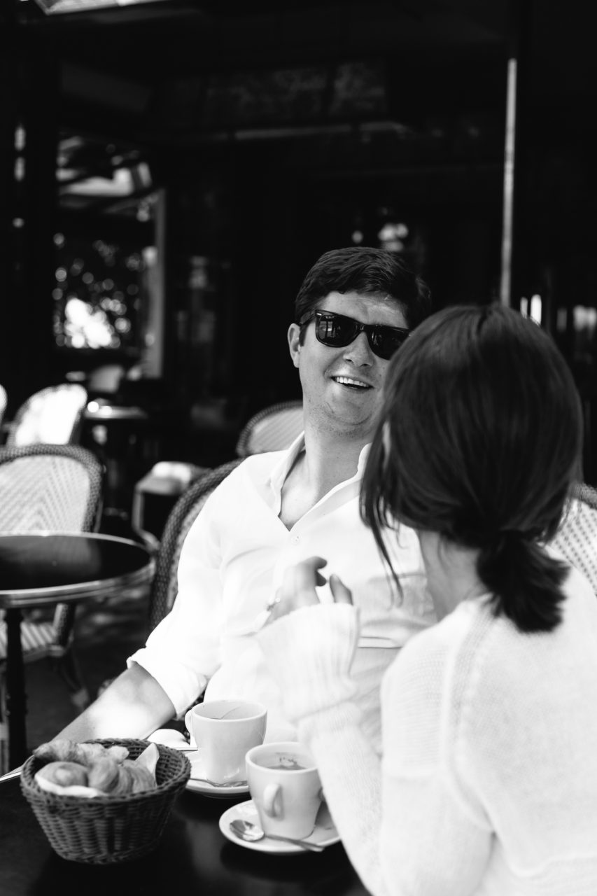 IMG_3716-2-853x1280 What makes you love Paris? Couples Weddings Weddings & Couples american in paris american photographer paris ảnh đôi paris black and white paris cafe paris chụp ảnh paris coffee paris Couple Photography in Paris elopement photography paris engagement paris engagement photography feature mariage photographe noir et blanc photographie paris noire et blanc Paris portrait photography pre wedding paris quai de seine paris seine paris wanderlust photography Wedding Photographer in Paris
