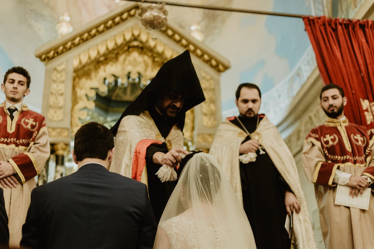 IMG_3213-1280x853 Un Mariage Arménien à Paris Weddings & Couples armenian wedding Couple Photography in Paris eiffel tower elopement photography paris Mariage Arménien mariage photographe reportage mariage Wedding Photographer in Paris wedding reportage