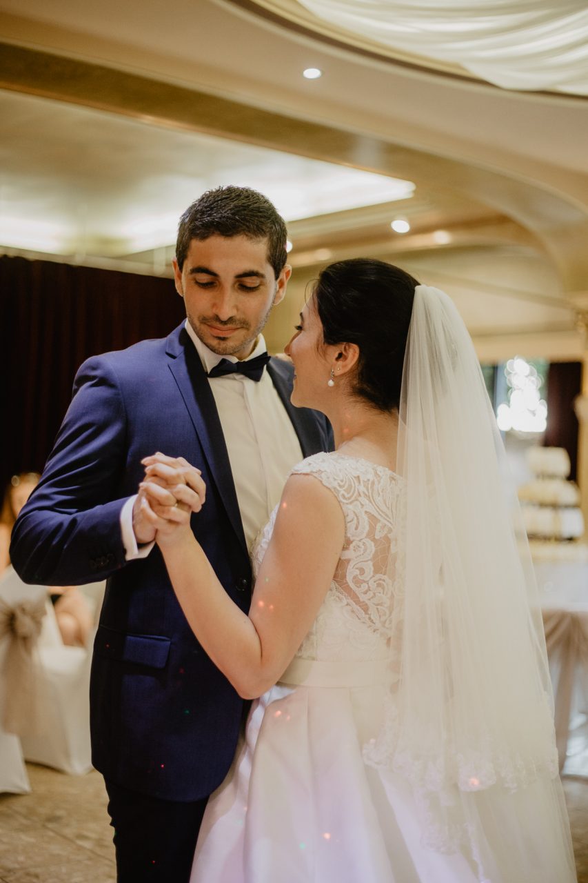 IMG_3371-853x1280 Un Mariage Arménien à Paris Weddings & Couples armenian wedding Couple Photography in Paris eiffel tower elopement photography paris Mariage Arménien mariage photographe reportage mariage Wedding Photographer in Paris wedding reportage