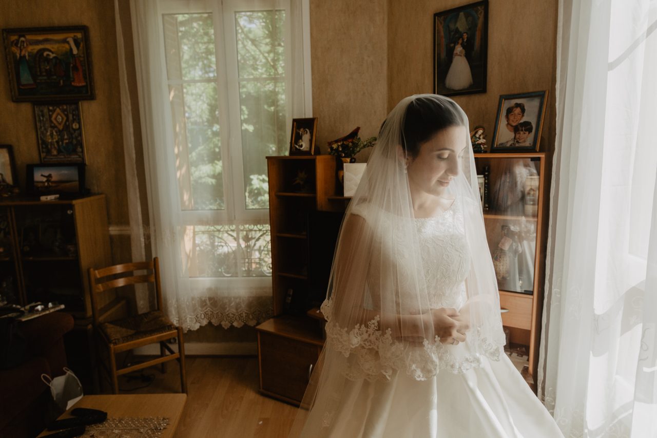 Q1A5133-1280x853 Un Mariage Arménien à Paris Weddings & Couples armenian wedding Couple Photography in Paris eiffel tower elopement photography paris Mariage Arménien mariage photographe reportage mariage Wedding Photographer in Paris wedding reportage
