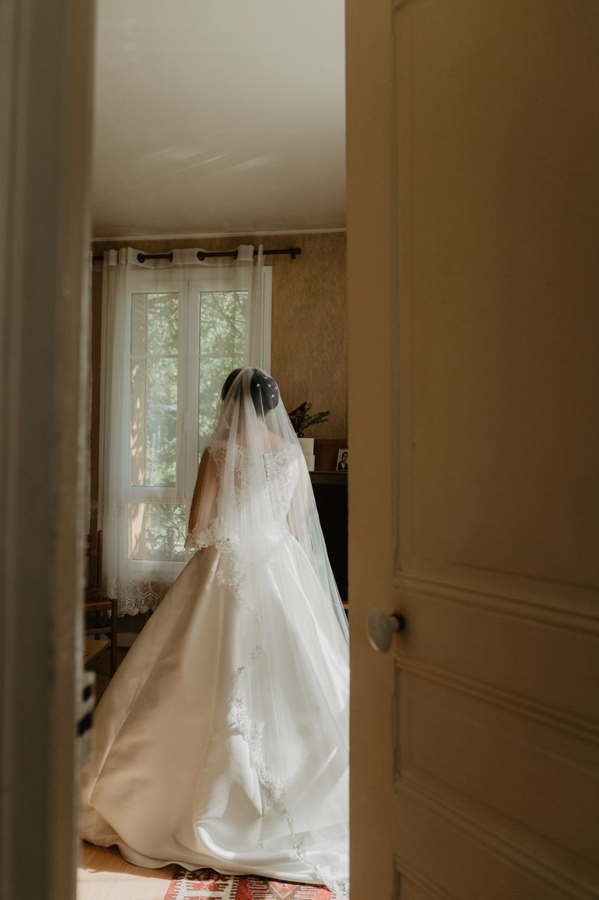 Q1A5145-853x1280 Un Mariage Arménien à Paris Weddings & Couples armenian wedding Couple Photography in Paris eiffel tower elopement photography paris Mariage Arménien mariage photographe reportage mariage Wedding Photographer in Paris wedding reportage