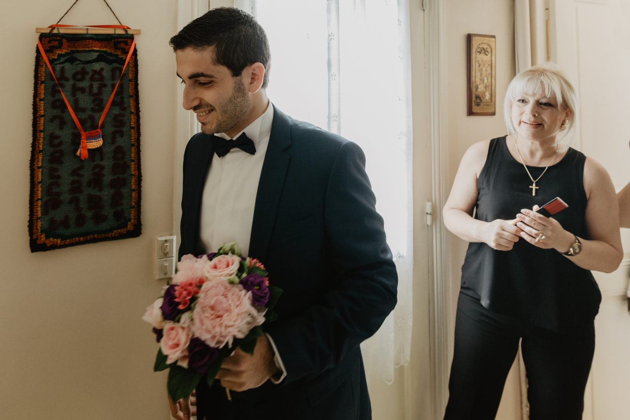 Q1A5150-Edit-1280x853 Un Mariage Arménien à Paris Weddings & Couples armenian wedding Couple Photography in Paris eiffel tower elopement photography paris Mariage Arménien mariage photographe reportage mariage Wedding Photographer in Paris wedding reportage