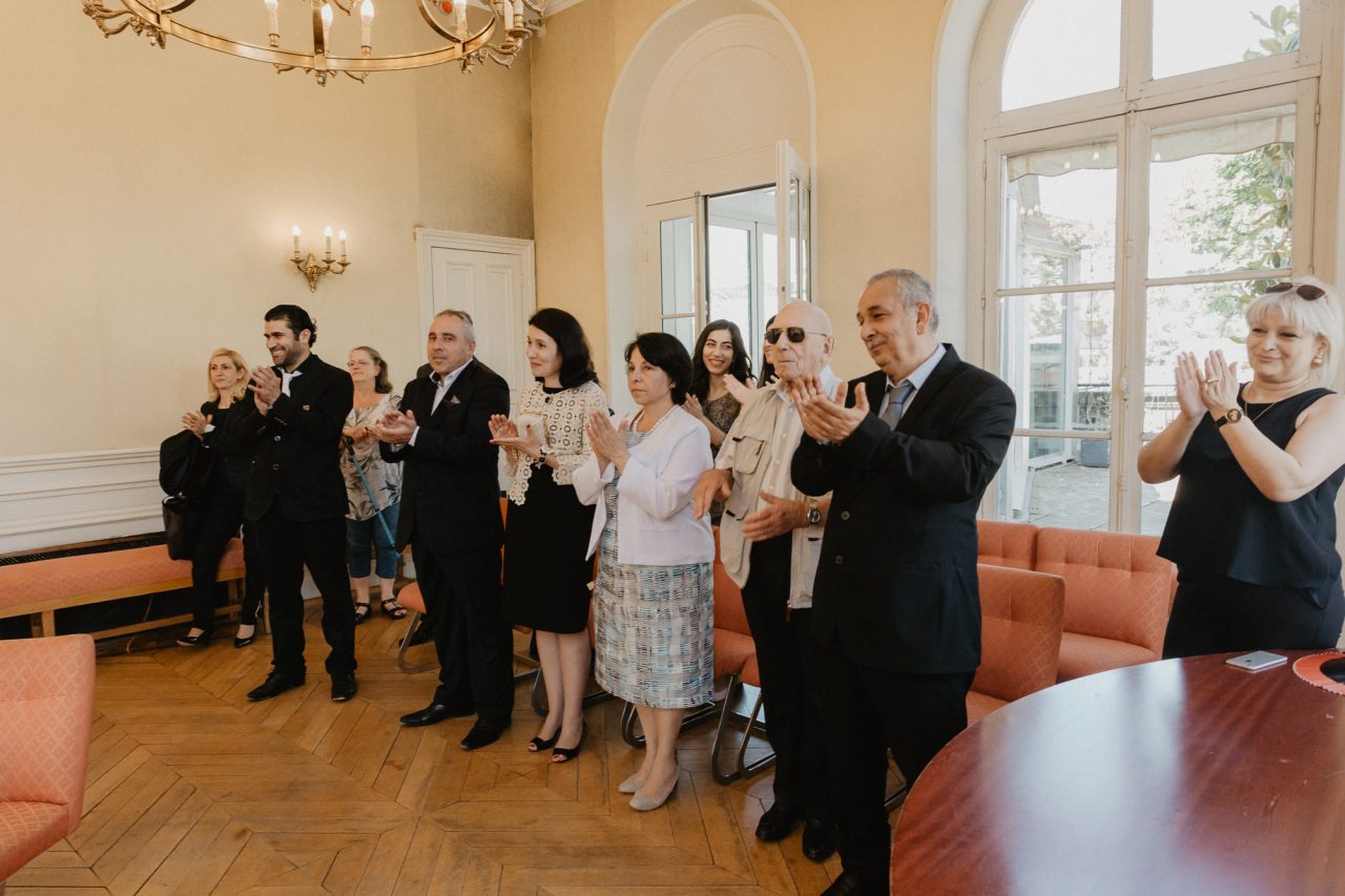 Q1A5316-1280x853 Un Mariage Arménien à Paris Weddings & Couples armenian wedding Couple Photography in Paris eiffel tower elopement photography paris Mariage Arménien mariage photographe reportage mariage Wedding Photographer in Paris wedding reportage