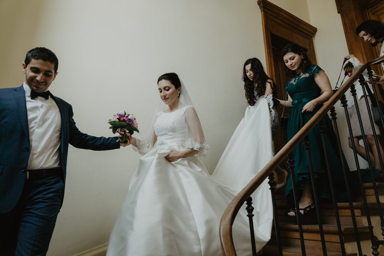 Q1A5391-1280x853 Un Mariage Arménien à Paris Weddings & Couples armenian wedding Couple Photography in Paris eiffel tower elopement photography paris Mariage Arménien mariage photographe reportage mariage Wedding Photographer in Paris wedding reportage