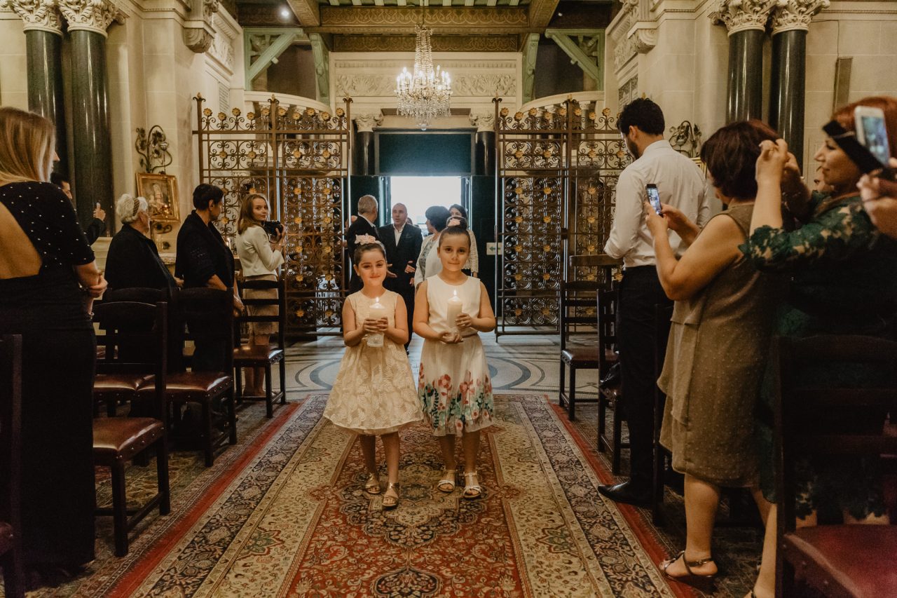 Q1A5539-1280x853 Un Mariage Arménien à Paris Weddings & Couples armenian wedding Couple Photography in Paris eiffel tower elopement photography paris Mariage Arménien mariage photographe reportage mariage Wedding Photographer in Paris wedding reportage