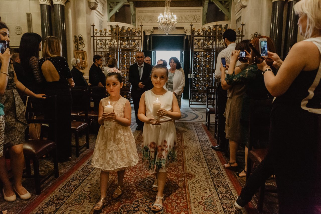 Q1A5541-1280x853 Un Mariage Arménien à Paris Weddings & Couples armenian wedding Couple Photography in Paris eiffel tower elopement photography paris Mariage Arménien mariage photographe reportage mariage Wedding Photographer in Paris wedding reportage