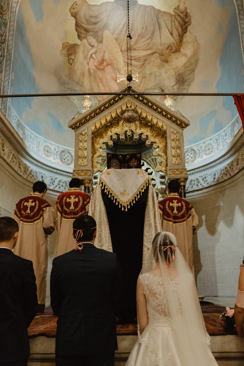 Q1A5614-853x1280 Un Mariage Arménien à Paris Weddings & Couples armenian wedding Couple Photography in Paris eiffel tower elopement photography paris Mariage Arménien mariage photographe reportage mariage Wedding Photographer in Paris wedding reportage