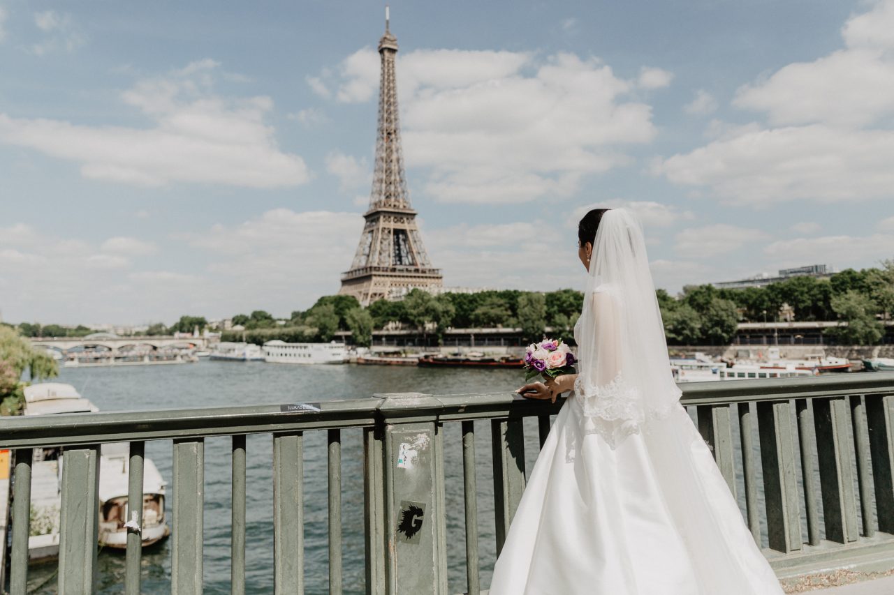 Q1A5812-1280x853 Un Mariage Arménien à Paris Weddings & Couples armenian wedding Couple Photography in Paris eiffel tower elopement photography paris Mariage Arménien mariage photographe reportage mariage Wedding Photographer in Paris wedding reportage