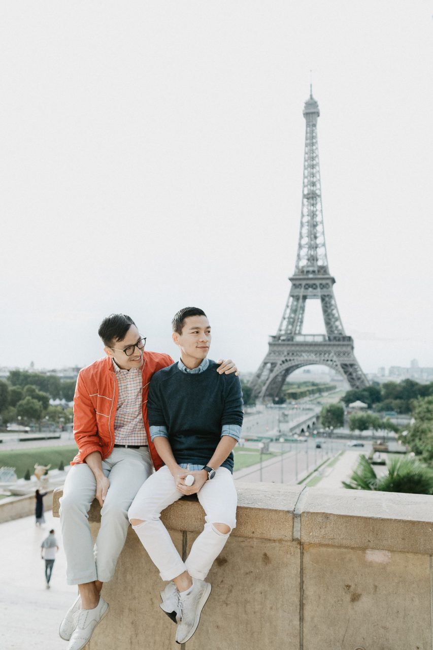 3Q1A9554-853x1280 Away We Wow in Paris Blog Weddings & Couples adrian and son ảnh cưới paris ảnh đôi paris away we wow paris chụp ảnh cưới châu âu chụp ảnh paris Couple Photography in Paris eiffel tower elopement photography paris engagement photography feature gay couple photography pre wedding paris same sex couple paris same sex couple photography vietnamese photographer paris wanderlust photography Wedding Photographer in Paris