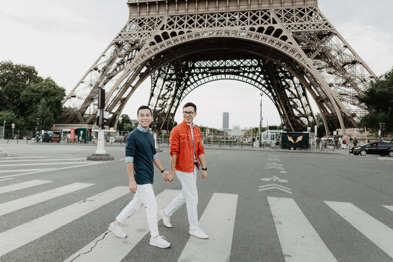 3Q1A9628-1280x853 Away We Wow in Paris Blog Weddings & Couples adrian and son ảnh cưới paris ảnh đôi paris away we wow paris chụp ảnh cưới châu âu chụp ảnh paris Couple Photography in Paris eiffel tower elopement photography paris engagement photography feature gay couple photography pre wedding paris same sex couple paris same sex couple photography vietnamese photographer paris wanderlust photography Wedding Photographer in Paris