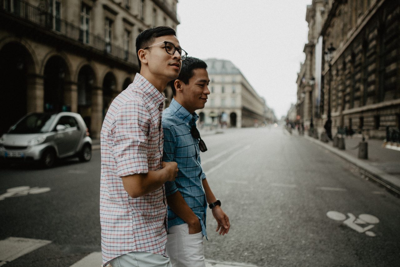 3Q1A9740-1280x853 Away We Wow in Paris Blog Weddings & Couples adrian and son ảnh cưới paris ảnh đôi paris away we wow paris chụp ảnh cưới châu âu chụp ảnh paris Couple Photography in Paris eiffel tower elopement photography paris engagement photography feature gay couple photography pre wedding paris same sex couple paris same sex couple photography vietnamese photographer paris wanderlust photography Wedding Photographer in Paris