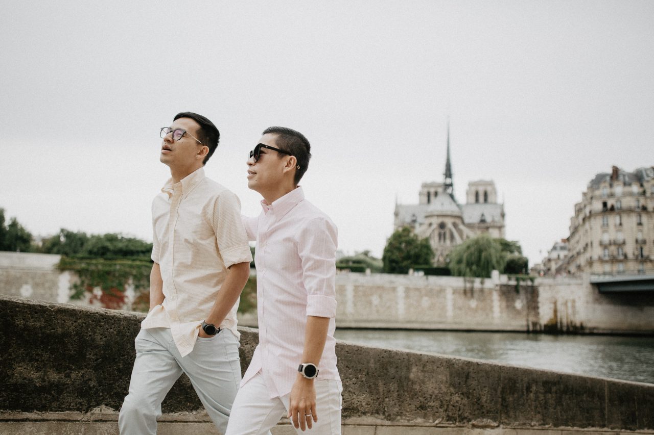 3Q1A9892-1280x853 Away We Wow in Paris Blog Weddings & Couples adrian and son ảnh cưới paris ảnh đôi paris away we wow paris chụp ảnh cưới châu âu chụp ảnh paris Couple Photography in Paris eiffel tower elopement photography paris engagement photography feature gay couple photography pre wedding paris same sex couple paris same sex couple photography vietnamese photographer paris wanderlust photography Wedding Photographer in Paris