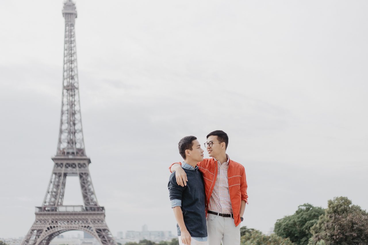 IMG_9586-1280x853 Away We Wow in Paris Blog Weddings & Couples adrian and son ảnh cưới paris ảnh đôi paris away we wow paris chụp ảnh cưới châu âu chụp ảnh paris Couple Photography in Paris eiffel tower elopement photography paris engagement photography feature gay couple photography pre wedding paris same sex couple paris same sex couple photography vietnamese photographer paris wanderlust photography Wedding Photographer in Paris