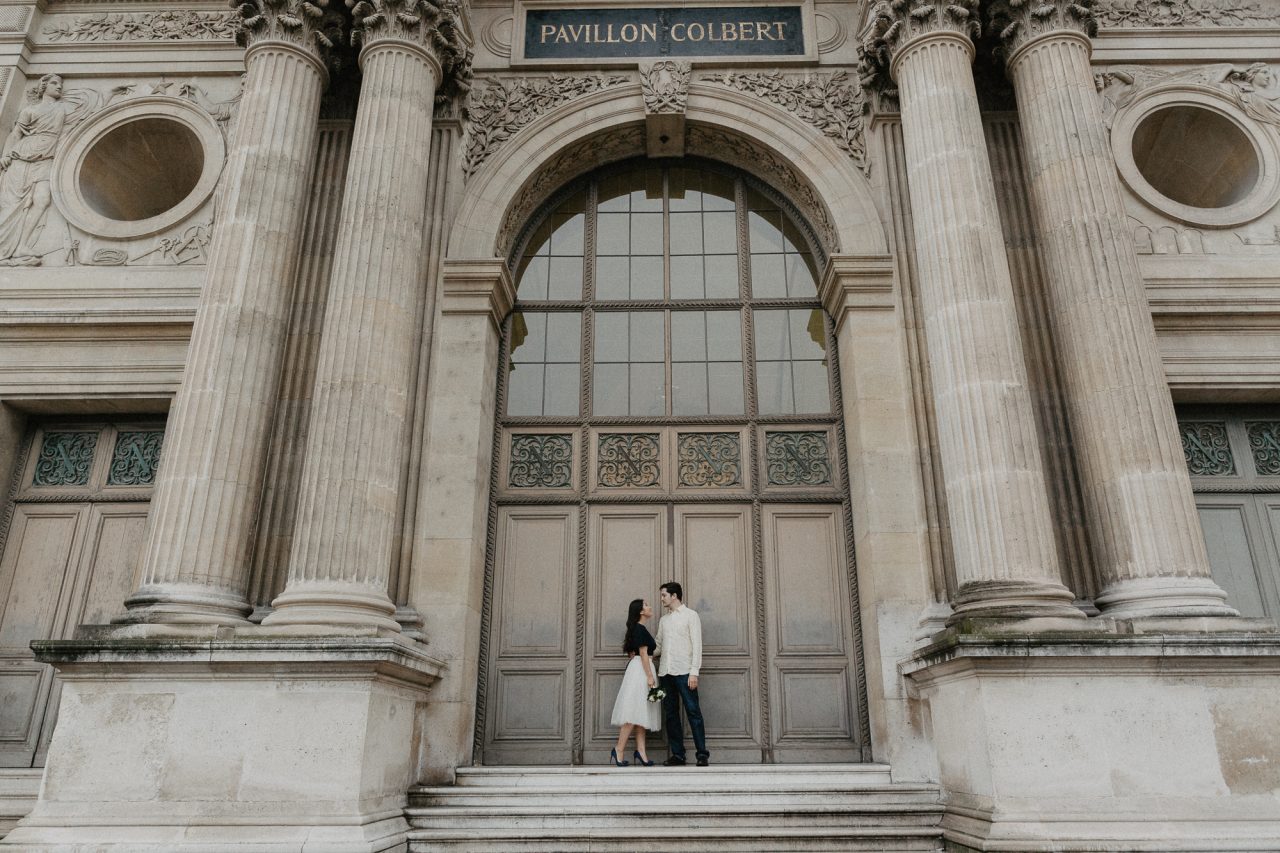 3Q1A2087-1280x853 Paris under the rain Weddings & Couples couple louvre couple paris rain Couple Photography in Paris elopement photography paris engagement photography paris in the rain pont du carrousel pre wedding paris rain paris Wedding Photographer in Paris