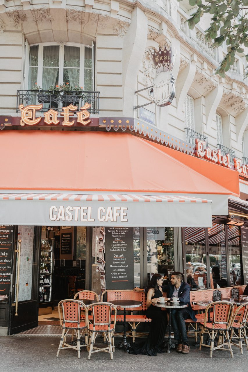 3Q1A3246-853x1280 The Perfect Parisian Surprise Proposal Couples Weddings & Couples chụp ảnh paris Couple Photography in Paris eiffel tower elopement photography paris engagement photography feature pre wedding paris surprise proposal surprise proposal paris Wedding Photographer in Paris