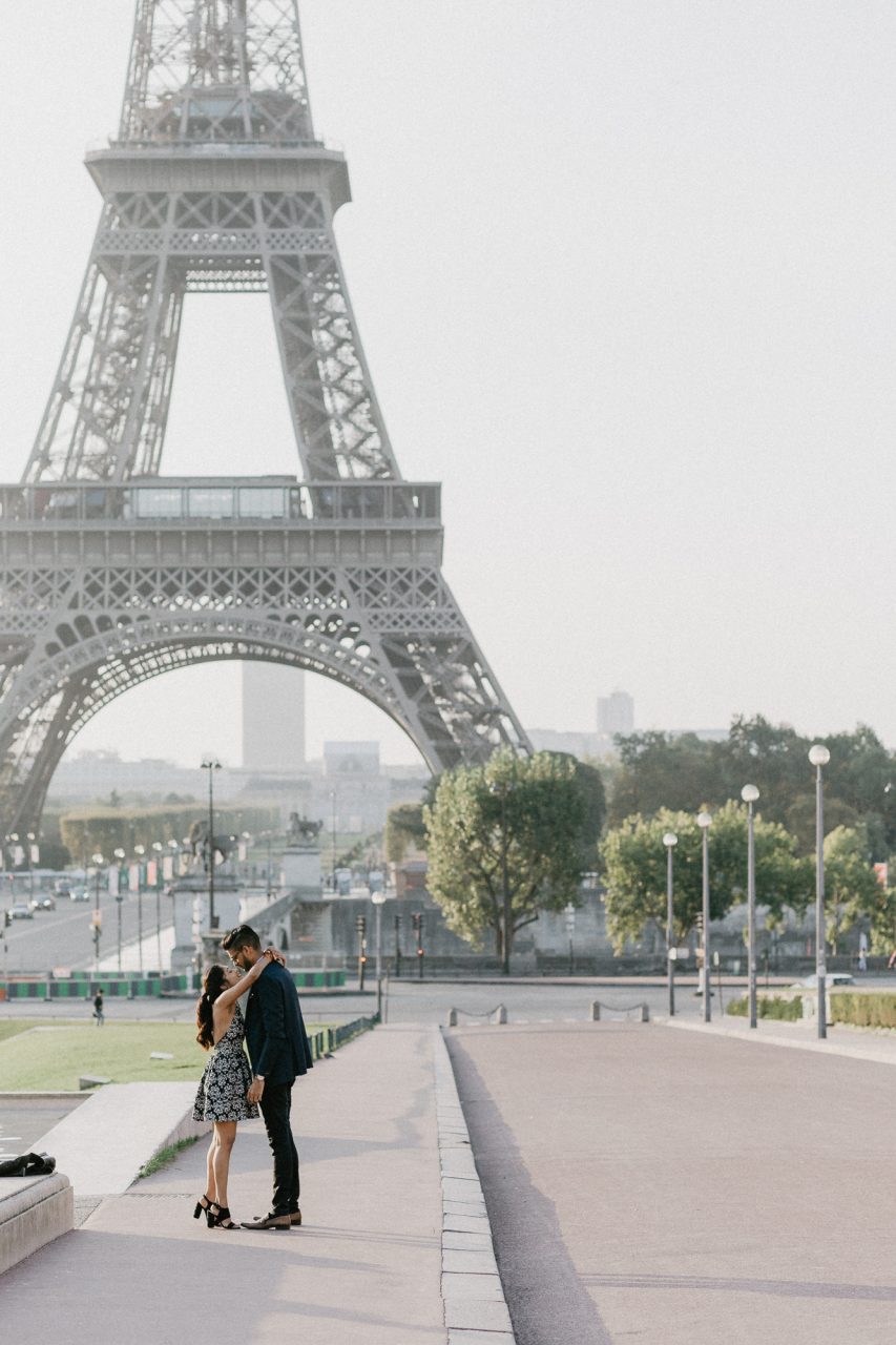 IMG_5140-853x1280 The Perfect Parisian Surprise Proposal Couples Weddings & Couples chụp ảnh paris Couple Photography in Paris eiffel tower elopement photography paris engagement photography feature pre wedding paris surprise proposal surprise proposal paris Wedding Photographer in Paris