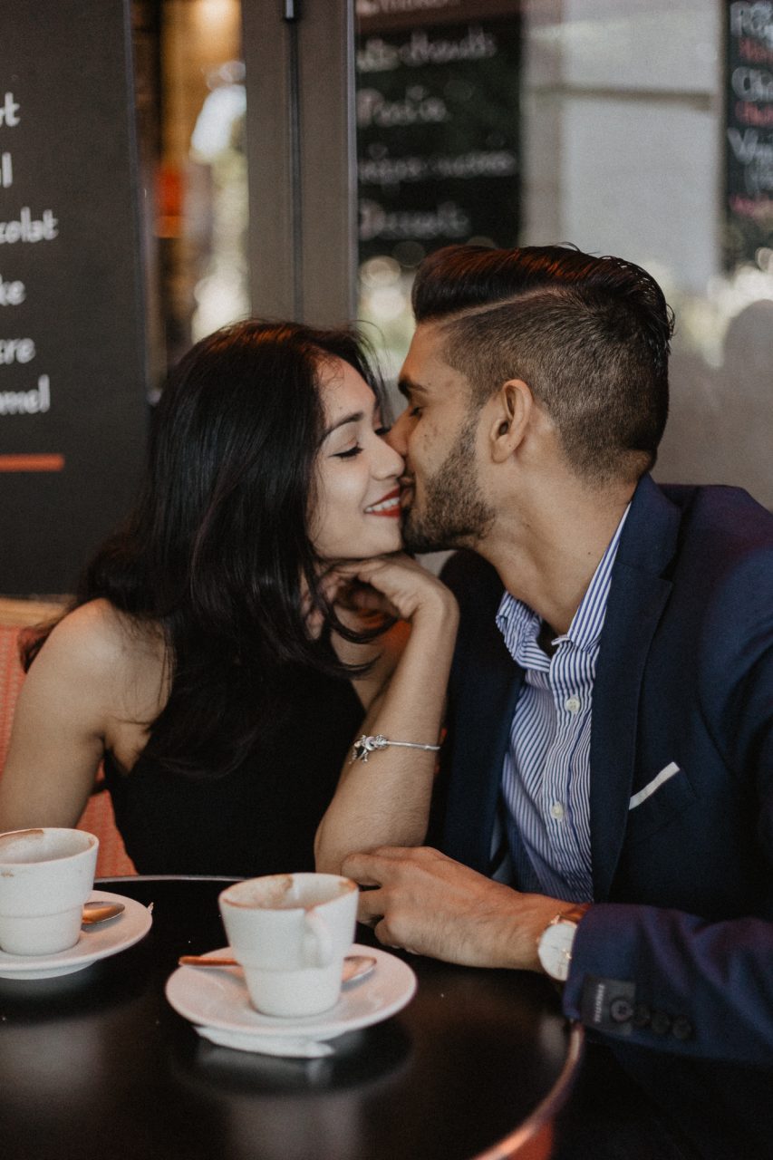 IMG_5658-853x1280 The Perfect Parisian Surprise Proposal Couples Weddings & Couples chụp ảnh paris Couple Photography in Paris eiffel tower elopement photography paris engagement photography feature pre wedding paris surprise proposal surprise proposal paris Wedding Photographer in Paris