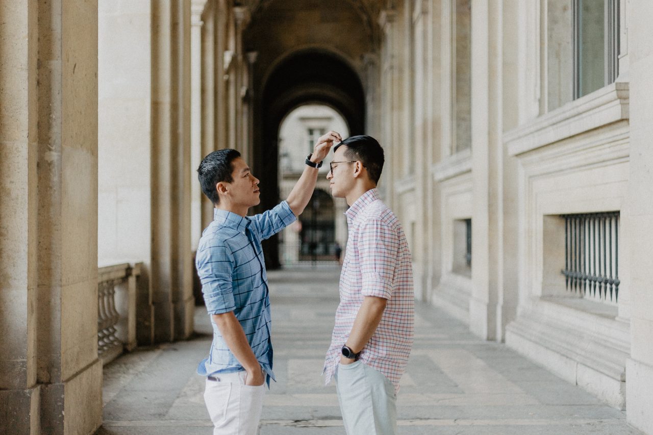 IMG_9844-1280x853 Away We Wow in Paris Blog Weddings & Couples adrian and son ảnh cưới paris ảnh đôi paris away we wow paris chụp ảnh cưới châu âu chụp ảnh paris Couple Photography in Paris eiffel tower elopement photography paris engagement photography feature gay couple photography pre wedding paris same sex couple paris same sex couple photography vietnamese photographer paris wanderlust photography Wedding Photographer in Paris