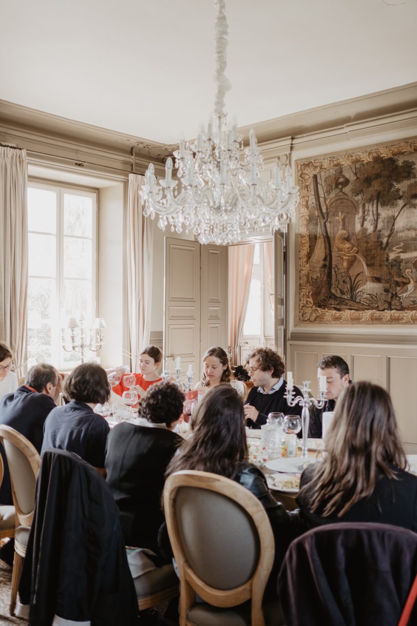 20170923-004222-00013-853x1280 Gorgeous French Wedding at Chateau de Planchevienne Weddings & Couples castle france photographer Chateau de Planchevienne chụp ảnh paris Couple Photography in Paris elopement photography paris engagement photography feature mariage Chateau de Planchevienne mariage photographe Wedding Photographer in Paris