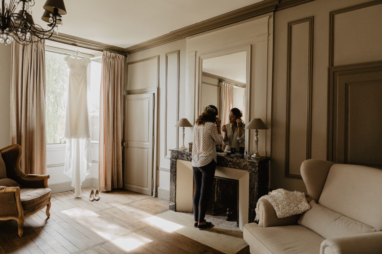 20170923-133917-00081-1280x853 Gorgeous French Wedding at Chateau de Planchevienne Weddings & Couples castle france photographer Chateau de Planchevienne chụp ảnh paris Couple Photography in Paris elopement photography paris engagement photography feature mariage Chateau de Planchevienne mariage photographe Wedding Photographer in Paris