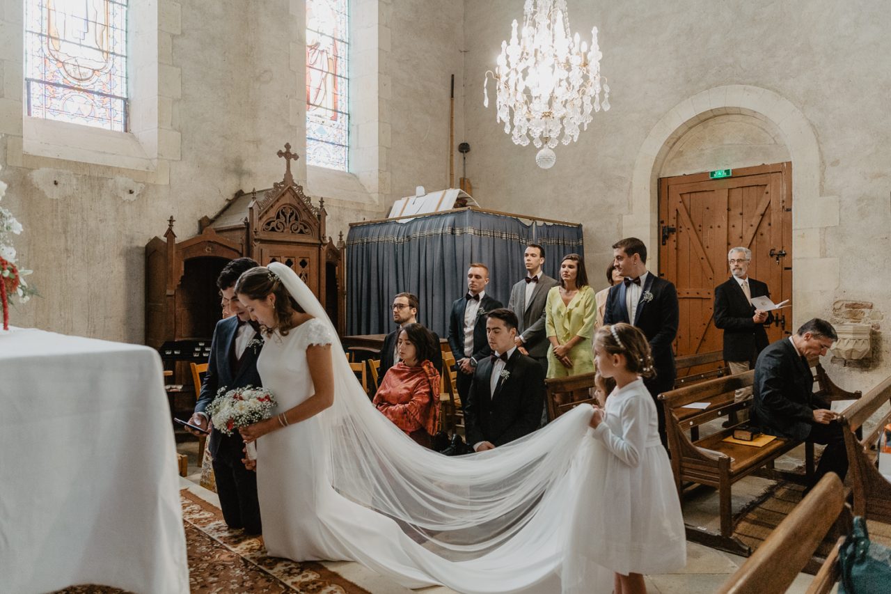 20170923-160931-00232-1280x853 Gorgeous French Wedding at Chateau de Planchevienne Weddings & Couples castle france photographer Chateau de Planchevienne chụp ảnh paris Couple Photography in Paris elopement photography paris engagement photography feature mariage Chateau de Planchevienne mariage photographe Wedding Photographer in Paris