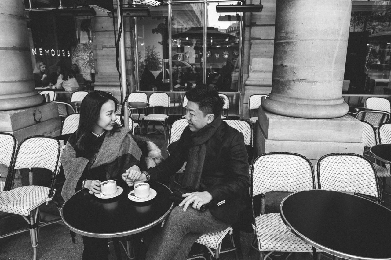 EQ0A0201-1280x854 Paris in winter Weddings & Couples chụp ảnh paris Couple Photography in Paris couple sunrise photo eiffel tower elopement photography paris engagement photography pre wedding paris singapore photographer paris vietnamese photographer paris Wedding Photographer in Paris winter couple photo paris winter paris winter wonderland paris