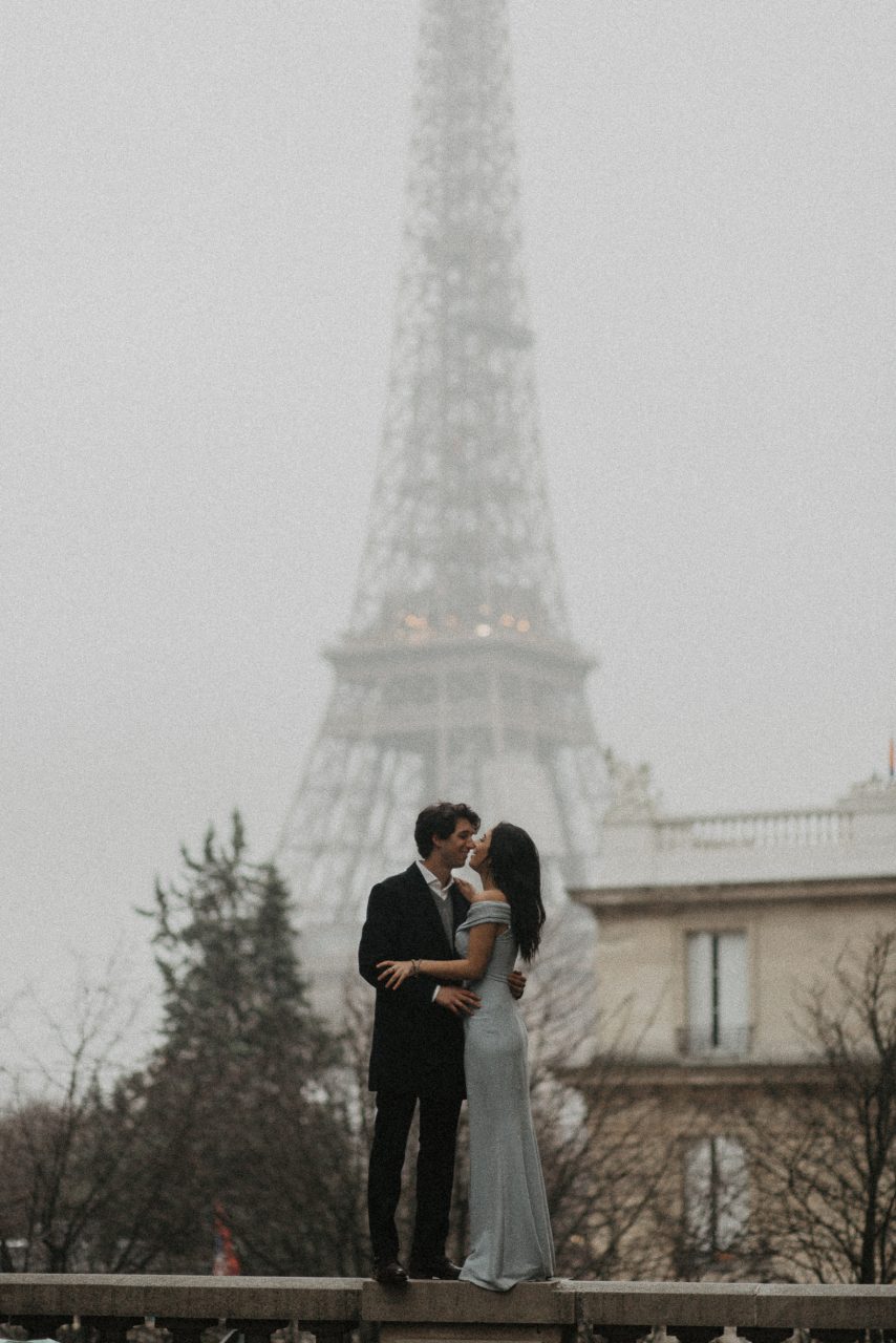 3Q1A2046-854x1280 Loving from a long distance Weddings & Couples Couple Photography in Paris eiffel tower elopement photography paris engagement photography feature italian couple italian photographer paris long distance relationship paris portrait paris