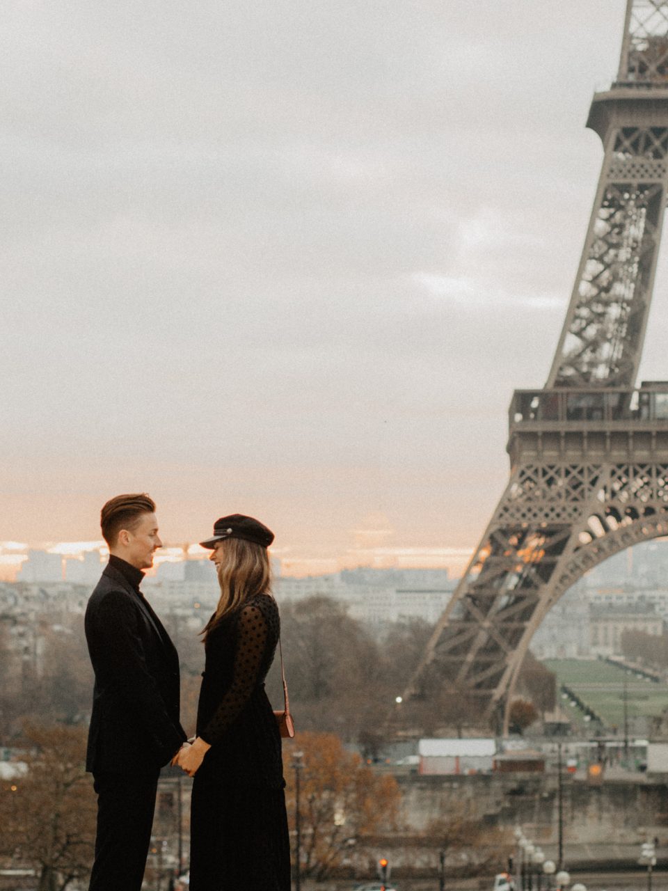 3Q1A0769-2-960x1280 Curls and Bags in Paris Blog Weddings & Couples Couple Photography in Paris curls and bags eiffel tower eiffel tower sunrise trocadero elopement photography paris engagement photographer paris fashion bloggers belgium fashion photographer paris feature lifestyle bloggers belgium paris photographer pre wedding paris street style photographer paris sunrise paris photographer Wedding Photographer in Paris