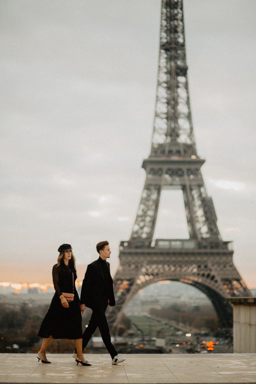 3Q1A0808-Edit-853x1280 Curls and Bags in Paris Blog Weddings & Couples Couple Photography in Paris curls and bags eiffel tower eiffel tower sunrise trocadero elopement photography paris engagement photographer paris fashion bloggers belgium fashion photographer paris feature lifestyle bloggers belgium paris photographer pre wedding paris street style photographer paris sunrise paris photographer Wedding Photographer in Paris